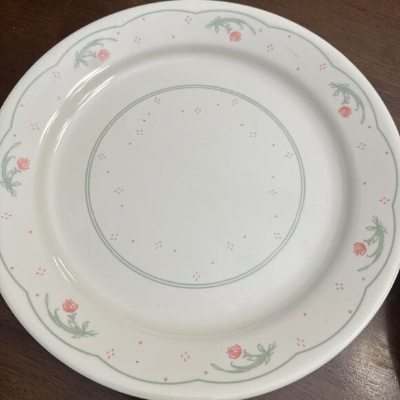 Set of 2 ~ (Corning) Corelle Calico Rose ~ 10.25" Dinner Plates - Picture 4 of 7